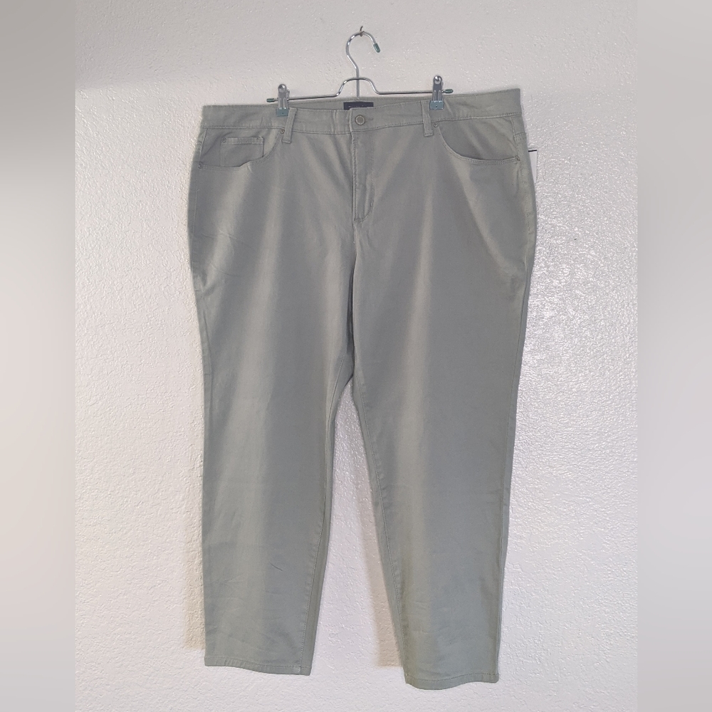 Charter Club Bristol Skinny Ankle Jeans NWT 24W